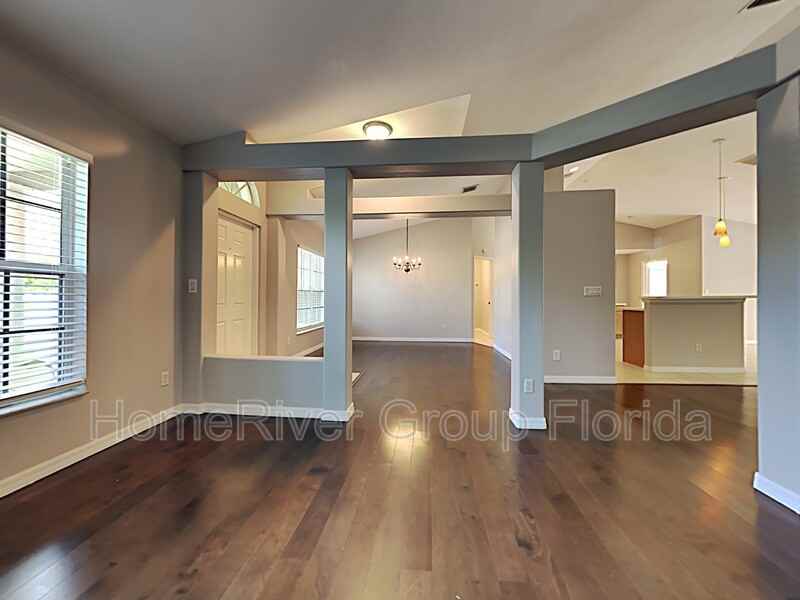 4238 Sw Jared St - Photo 3 of 23