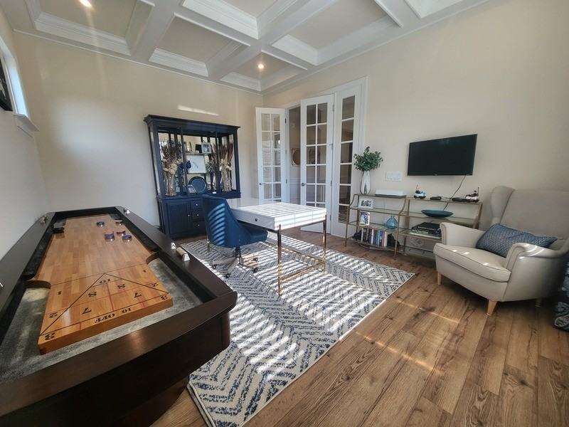 4079 Wiltshire Ln - Photo 3 of 49