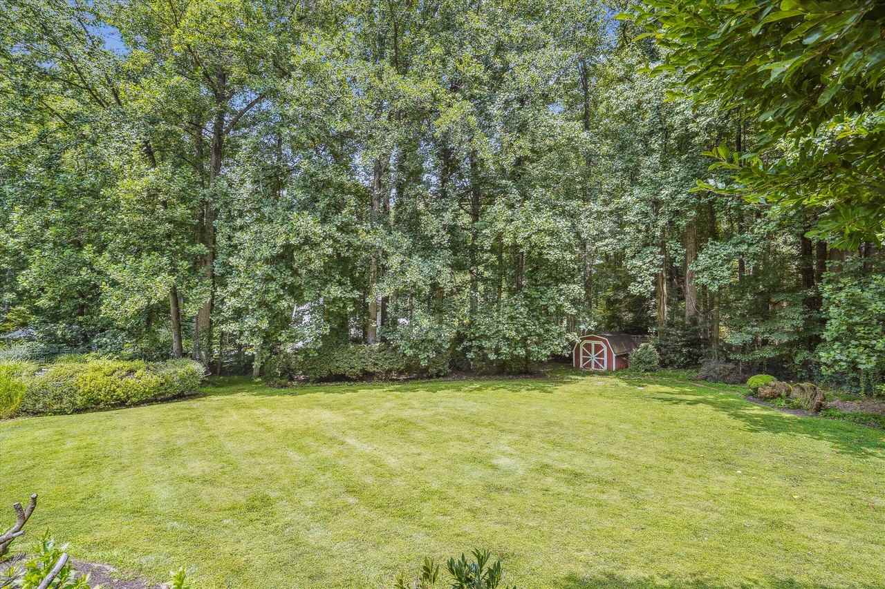 11002 Warwickshire Dr - Photo 3 of 38