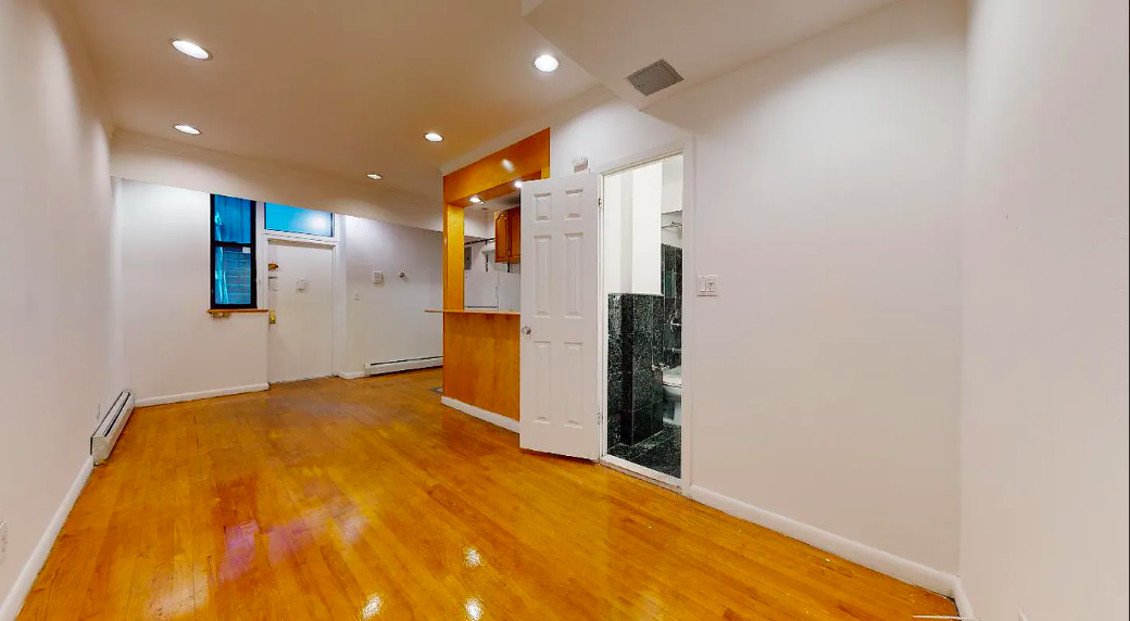 238 E 5th St #1B - Photo 7 of 15