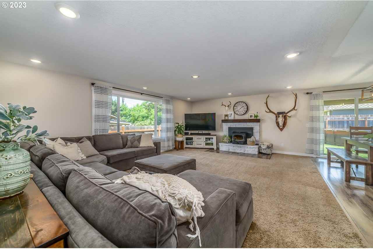 1808 S 4th St #NA - Photo 3 of 9