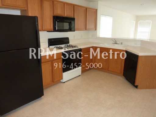 4329 Middlebury Way - Photo 2 of 4