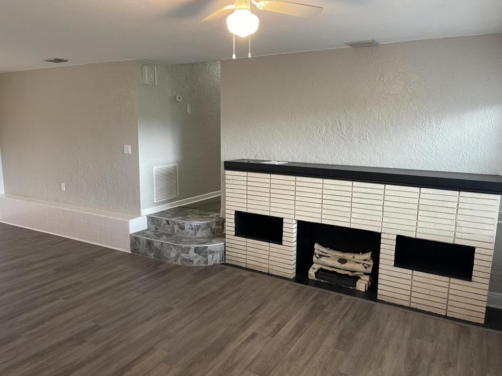 3427 W Main St - Photo 7 of 17