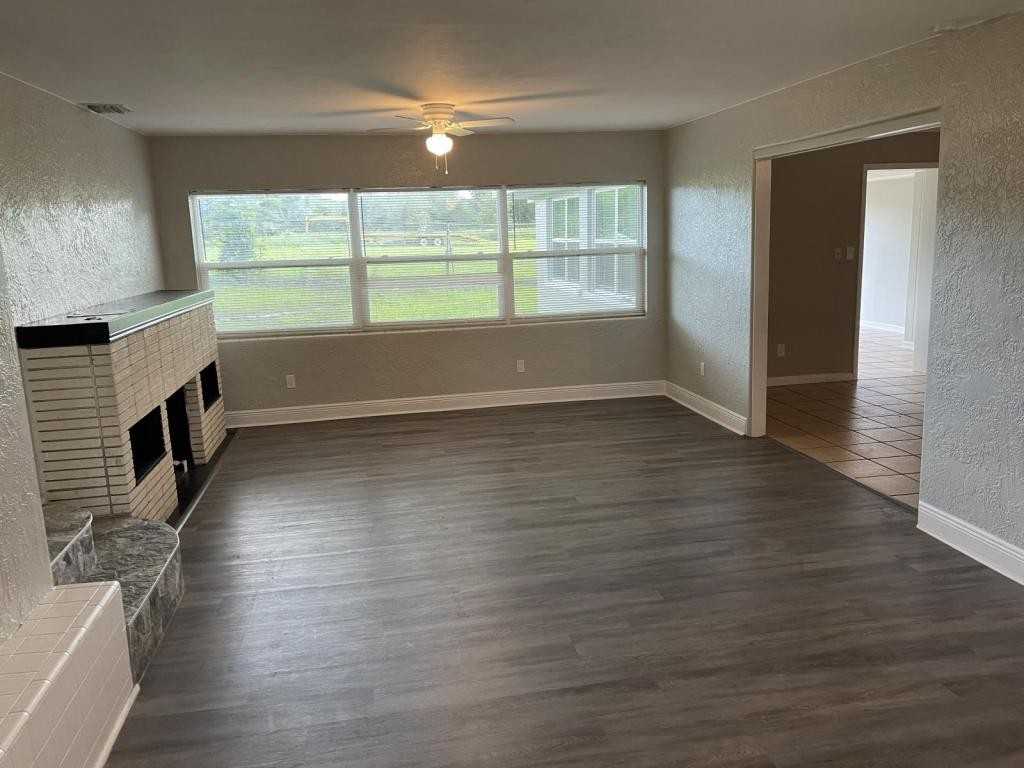 3427 W Main St - Photo 6 of 17