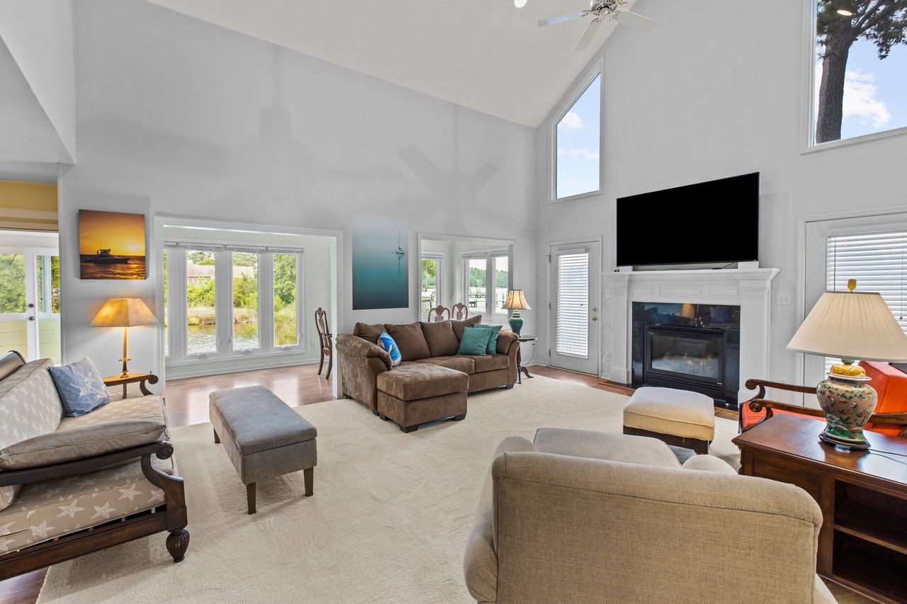 9339 Doris Drive - Photo 3 of 17