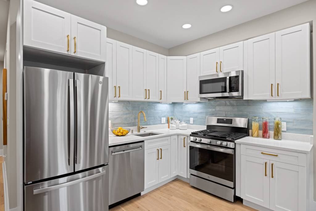 1810 N Capitol St Nw #1 - Photo 2 of 25