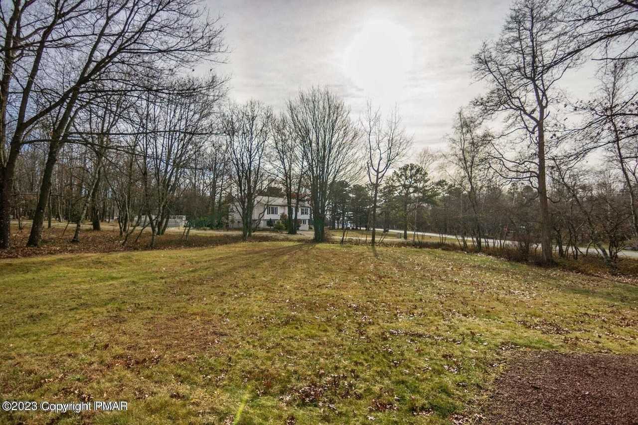 257 Valley View Dr - Photo 2 of 16