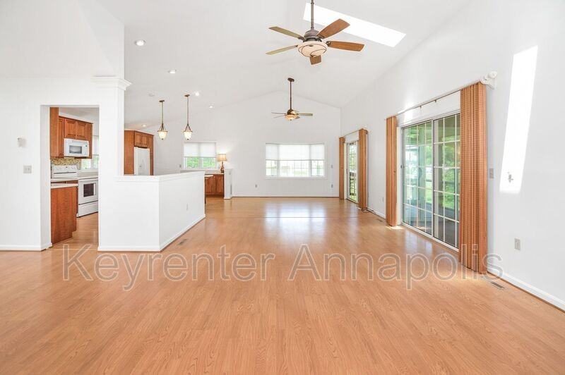 100 Barren Ridge Ct - Photo 3 of 17