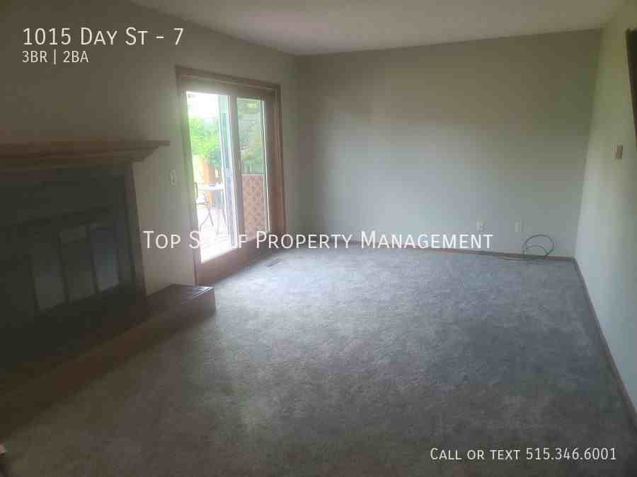 1015 Day St #7 - Photo 3 of 11