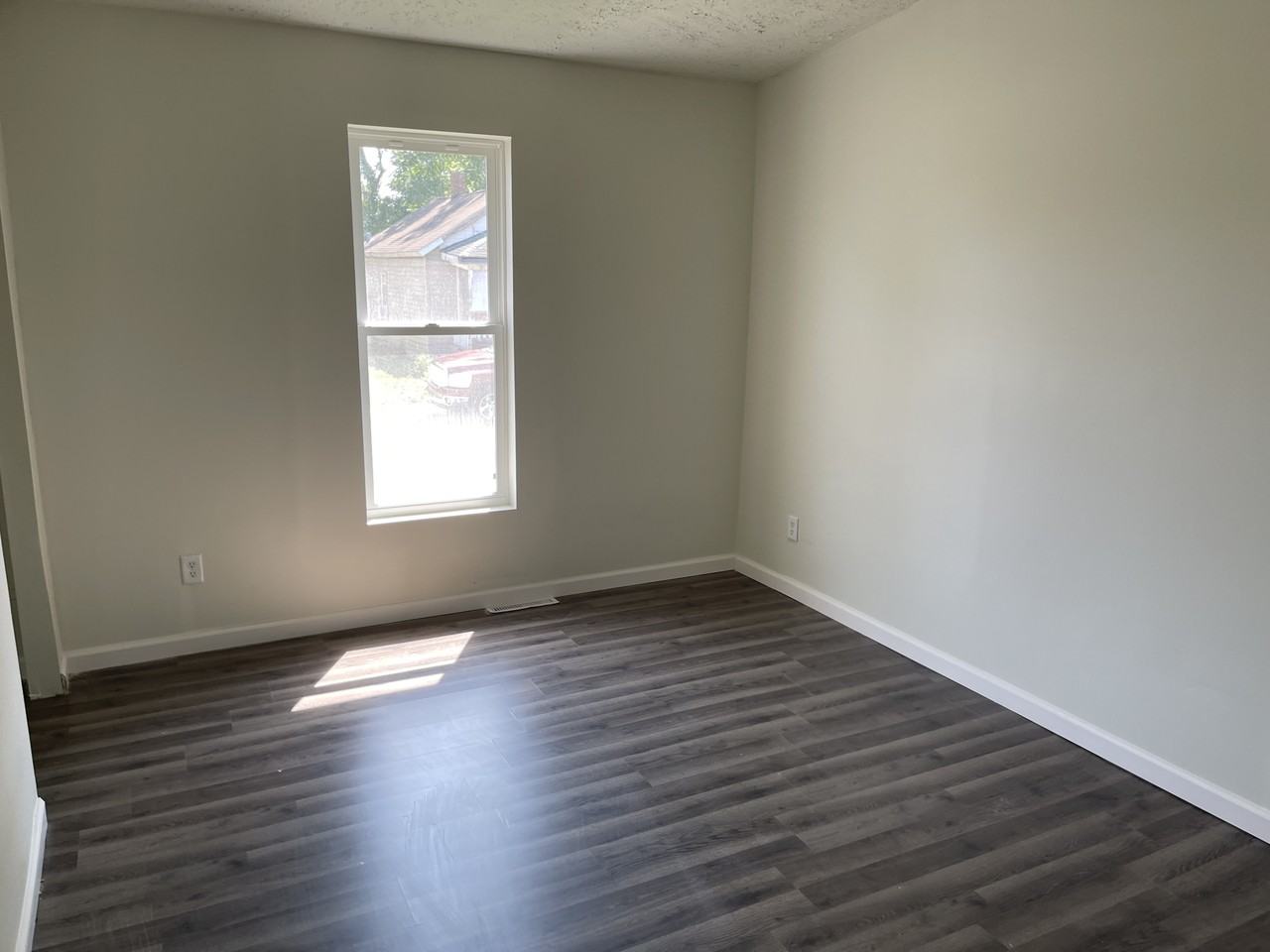 135 N Carlisle St #NA - Photo 3 of 19