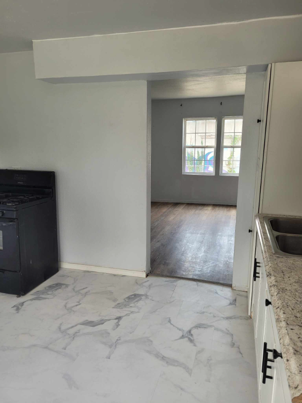 501 E Rogers Blvd #3 - Photo 2 of 9