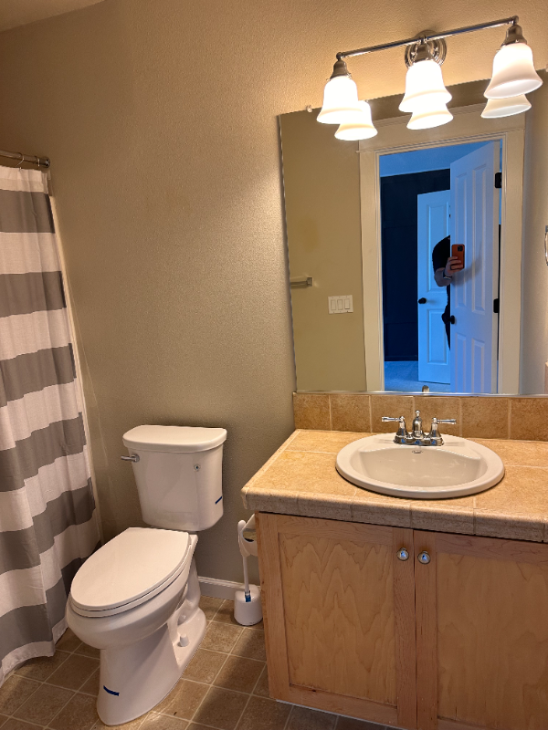 20736 Viewpoint Rd - Photo 3 of 13