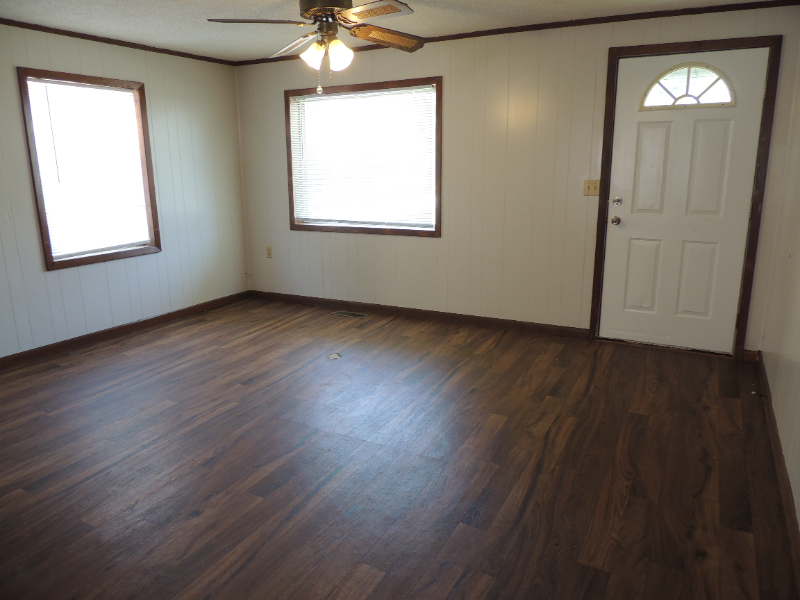 2005 Tyler St - Photo 2 of 8