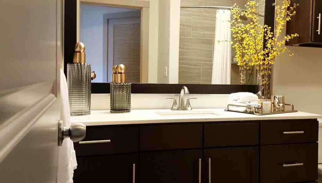 705 West Saulnier Street - Photo 3 of 10