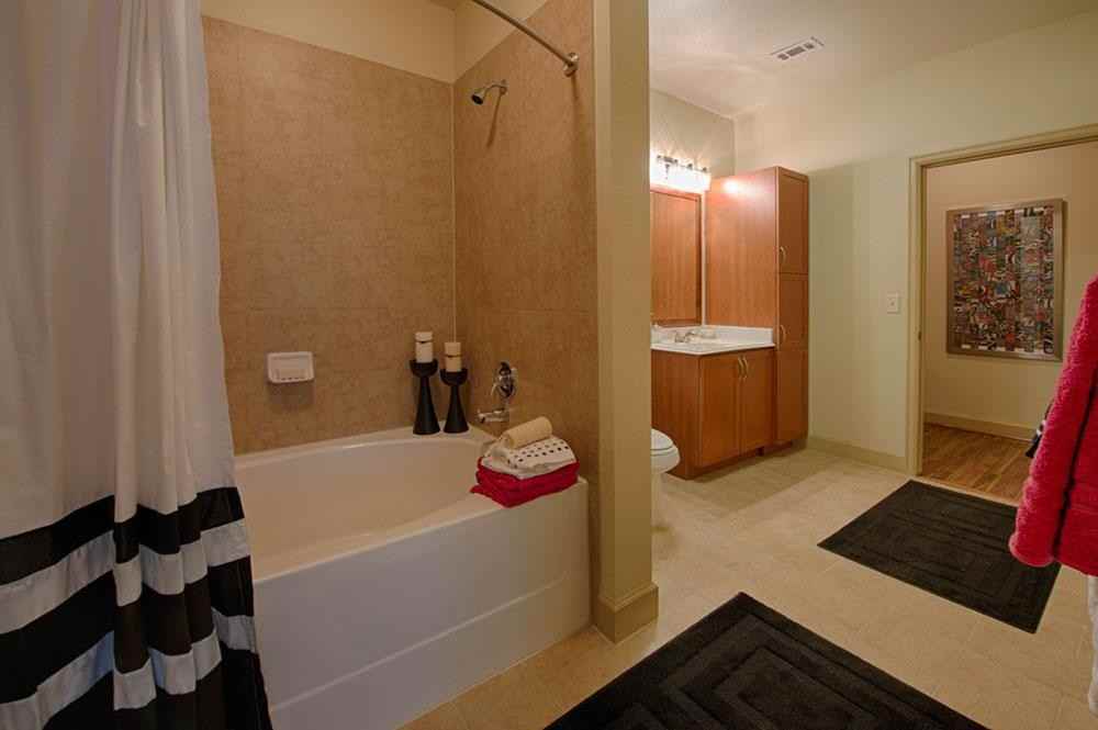 3334 Weslayan St - Photo 3 of 10