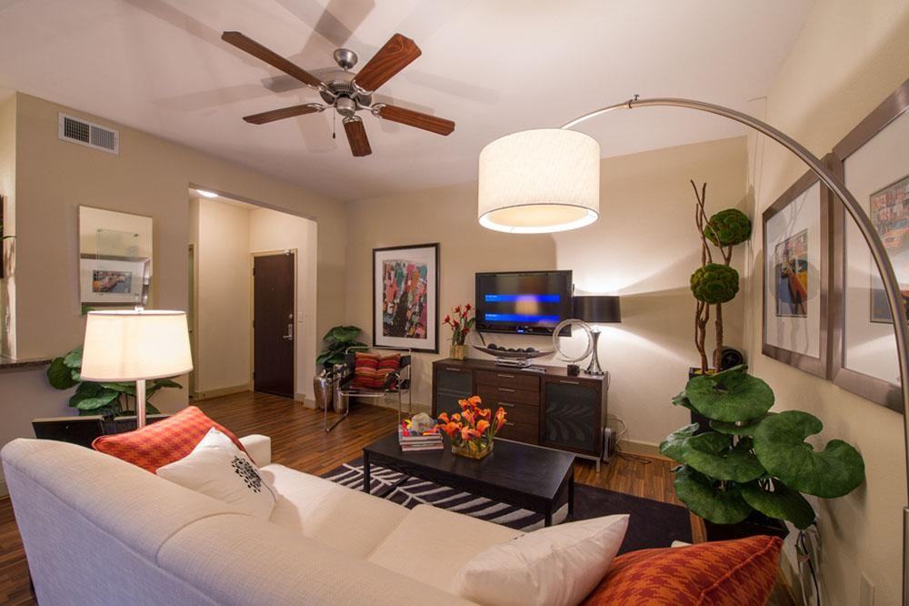 3334 Weslayan St - Photo 4 of 10