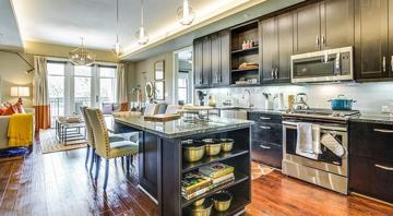 featured image of 2313 Mid Ln