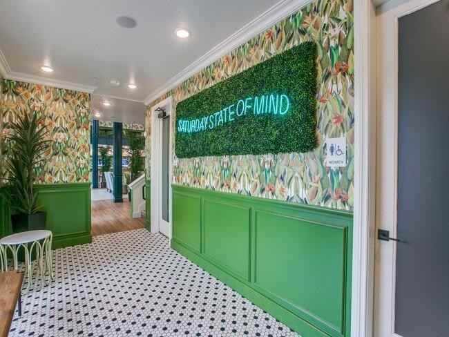 3902 Dacoma St - Photo 7 of 10