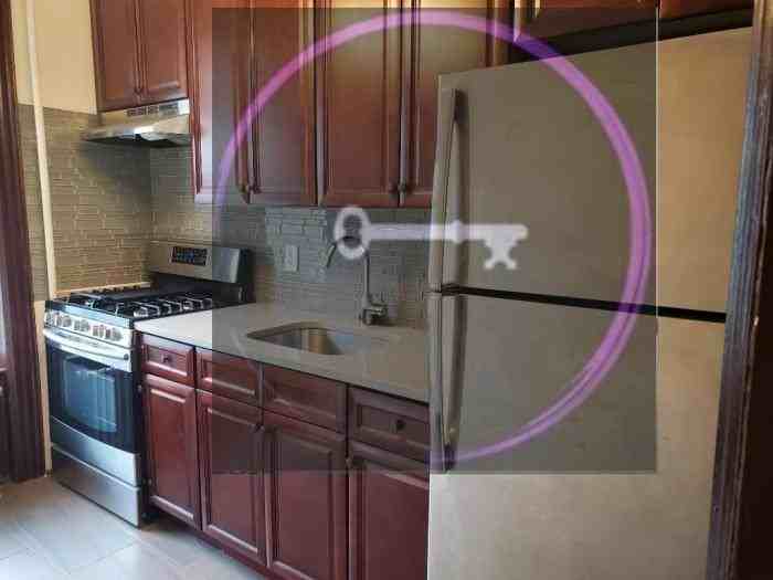 350 77th St - Photo 2 of 10