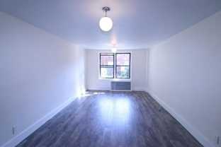 4140 Denman St - Photo 1 of 1