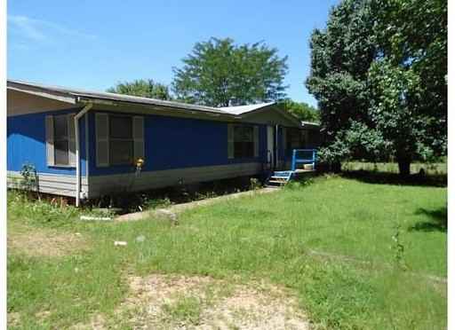 10701 Deaville Ln - Photo 2 of 18