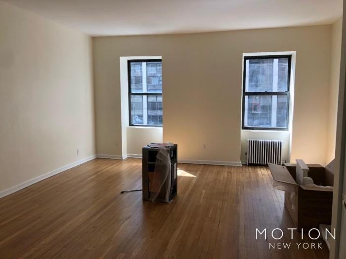 69 West 55th Street - Photo 2 of 7