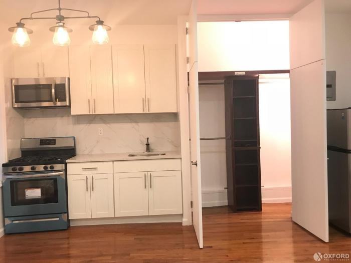 7611 Third Avenue - Photo 3 of 10