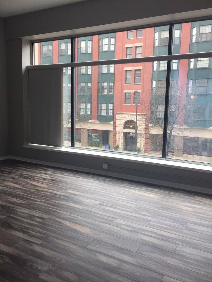 1001 Huron Road East - Photo 6 of 10