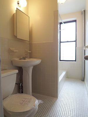 822 Beck St - Photo 2 of 4