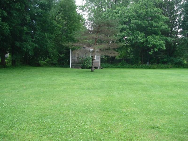 594 Lamson Rd - Photo 2 of 25