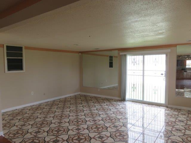 4942 Eunice St - Photo 3 of 14