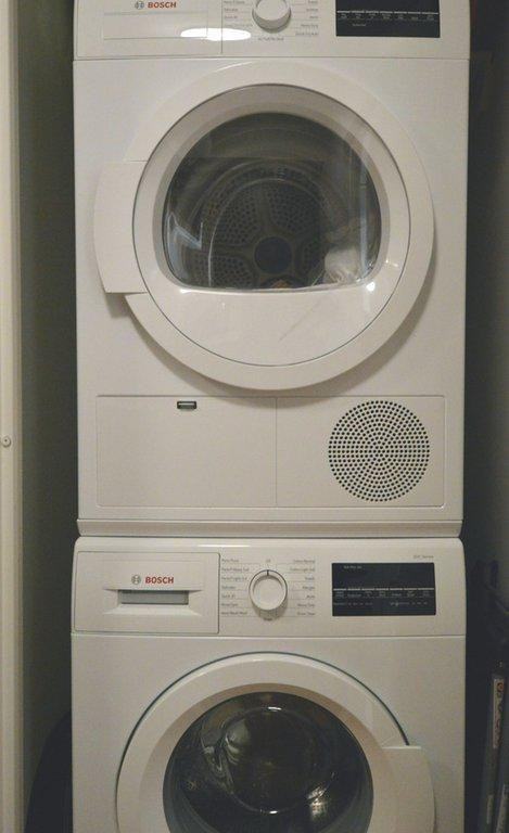 101 East 10th Street - Photo 5 of 8