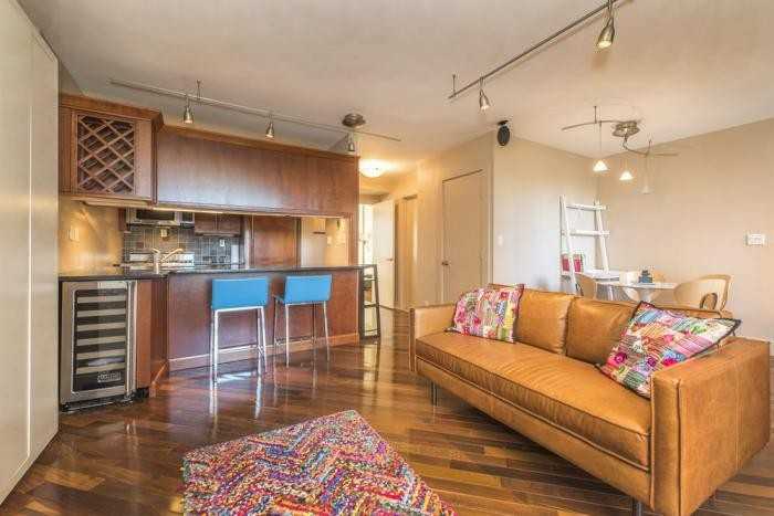 1 Irving Place - Photo 4 of 9