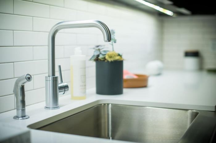 535 W 43rd St - Photo 3 of 8