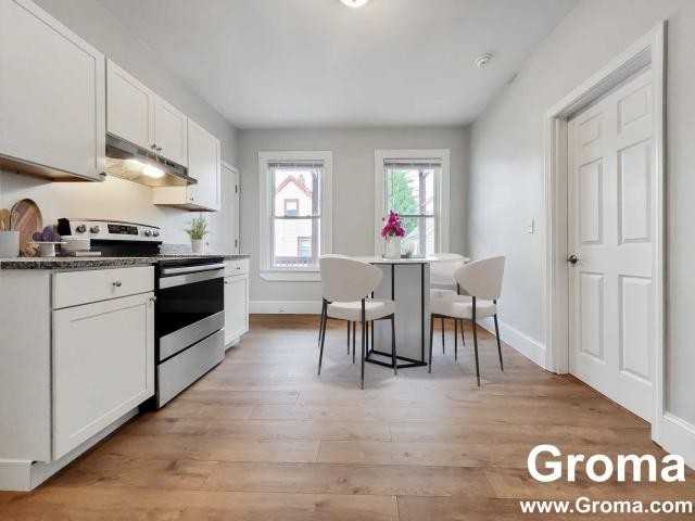 118 Callender St - Photo 2 of 11