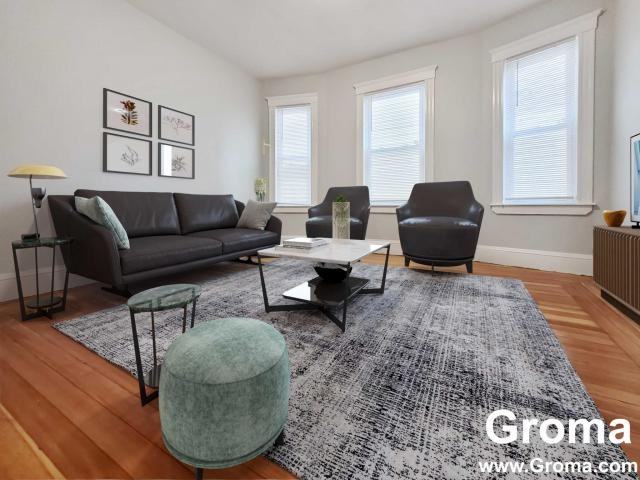 118 Callender St - Photo 3 of 11