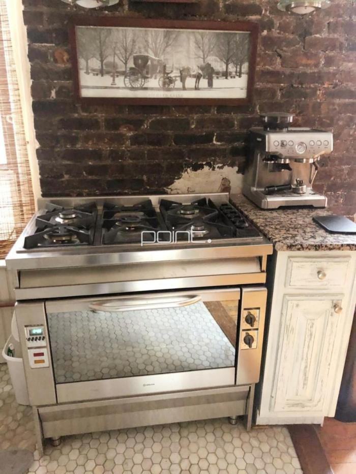 2 Jane Street - Photo 7 of 10