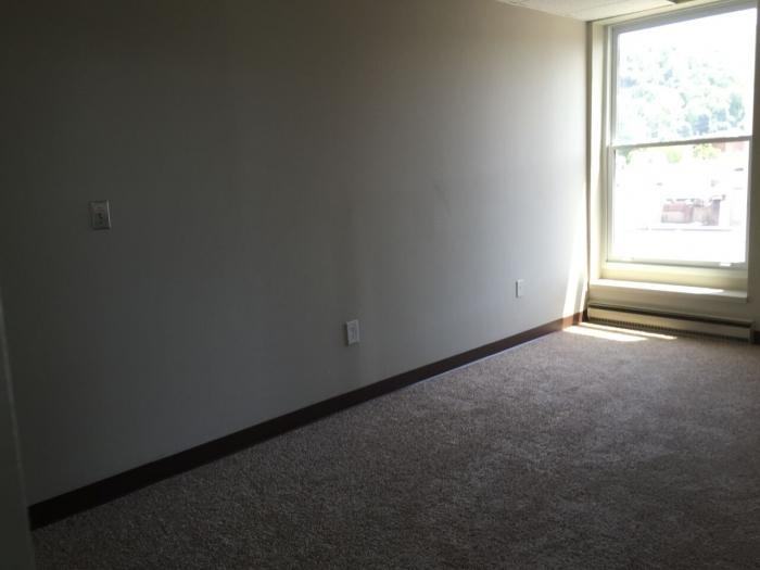 1143 Main Street - Photo 5 of 10