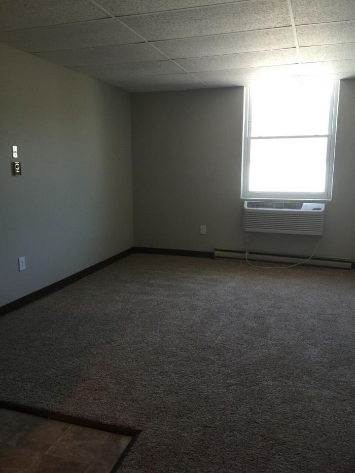 1143 Main Street - Photo 6 of 10