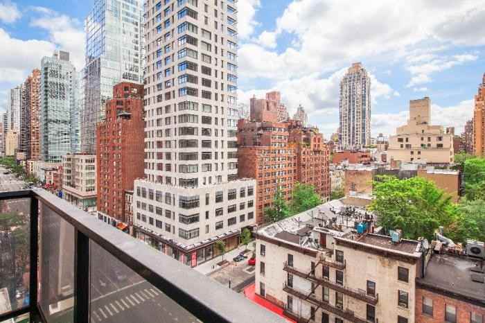 255 East 49th Street - Photo 6 of 8