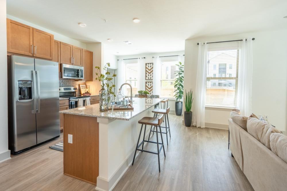 349 Main Street - Photo 4 of 10