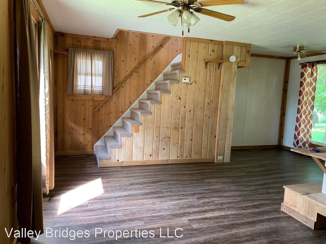 353 6th Ave Se - Photo 2 of 21