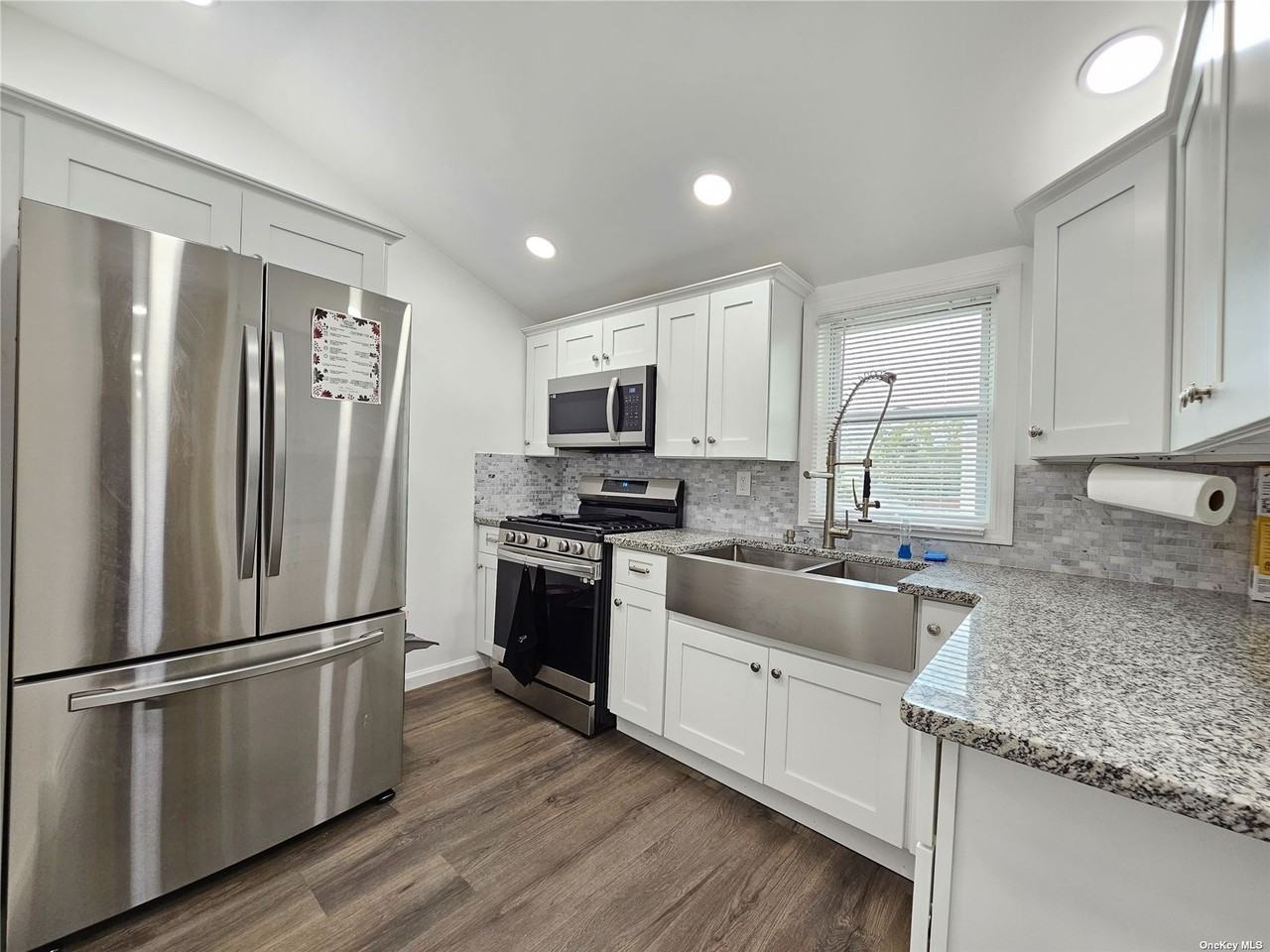 13840 233rd St - Photo 3 of 11