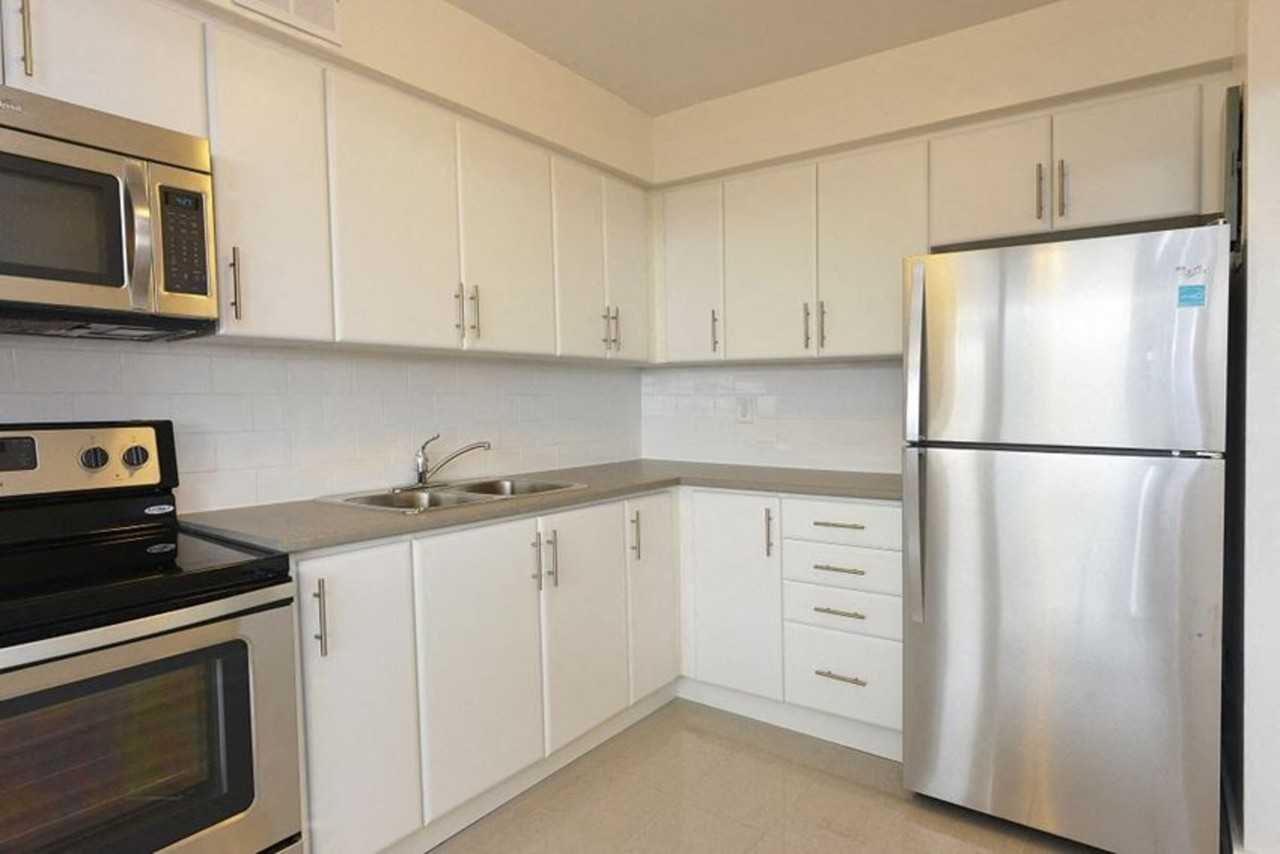 263-265 Dixon Rd - Photo 3 of 6