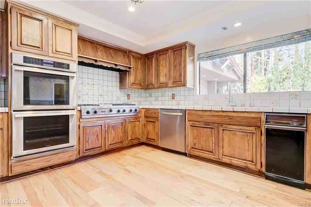 1412 Via Andres - Photo 2 of 11