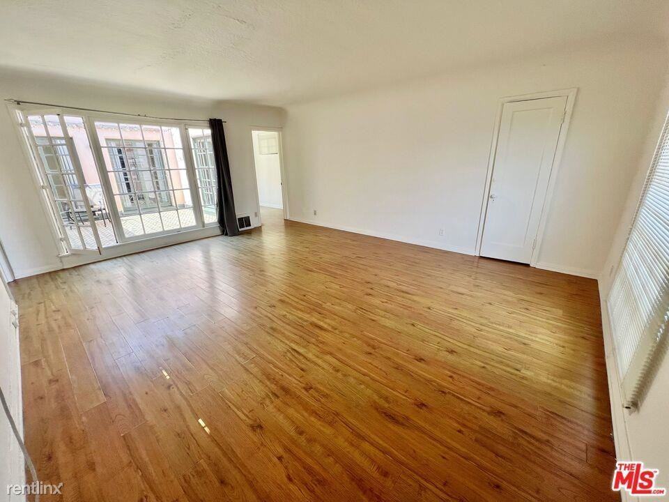 4956 San Vicente Blvd - Photo 3 of 12