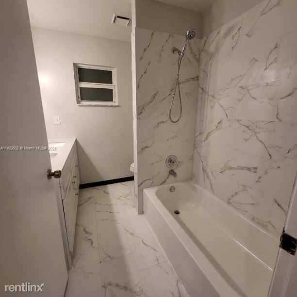 7150 Nw 46th St #7150 - Photo 3 of 14