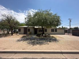 1501 E Palm Ln - Photo 1 of 1