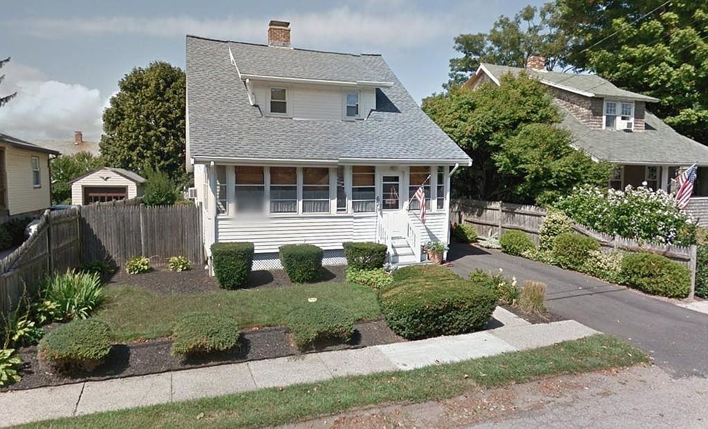 67 Narragansett Rd #NA - Photo 2 of 10