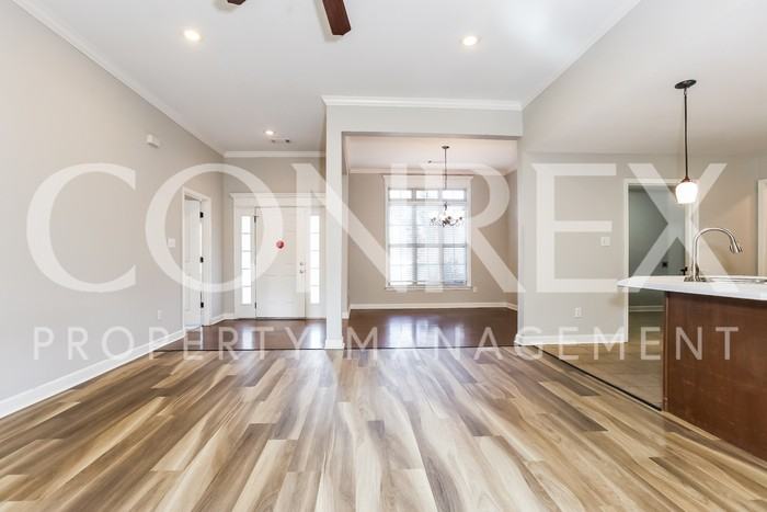 302 Stone Creek Dr - Photo 3 of 20